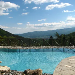 Borgo I Tre Baroni - & Poppi